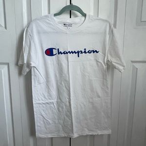 never worn white tee